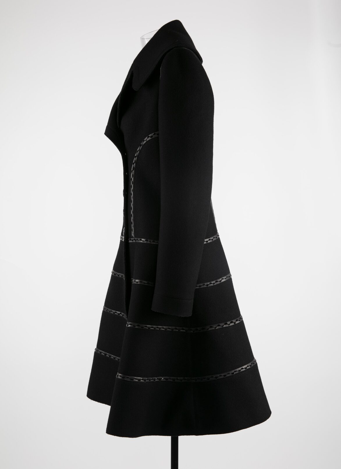 Coats ALAÏA BLACK COATS